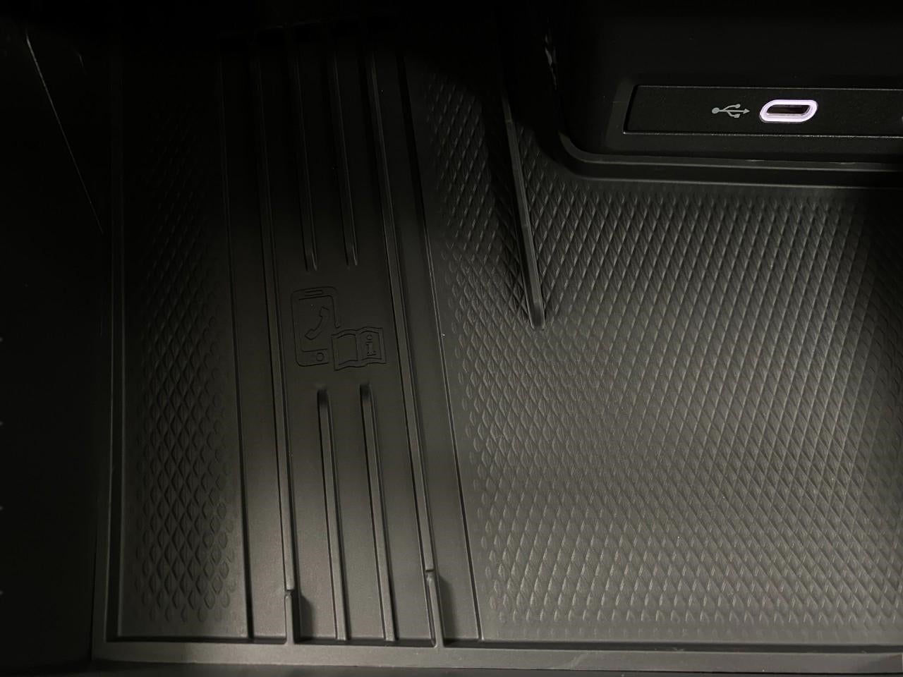 2026 Volkswagen Atlas 2.0T Peak Edition 4MOTION