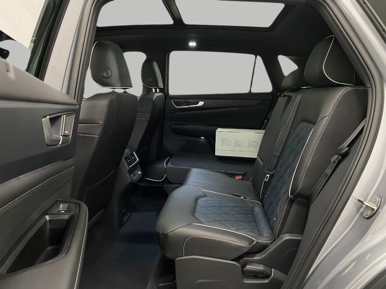 2026 Volkswagen Atlas Cross Sport 2.0T SEL Premium R-Line 4MOTION