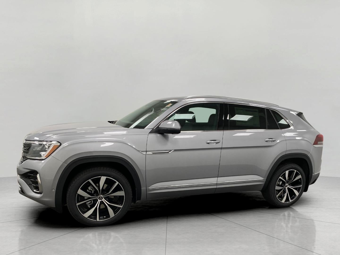 2026 Volkswagen Atlas Cross Sport 2.0T SEL Premium R-Line 4MOTION