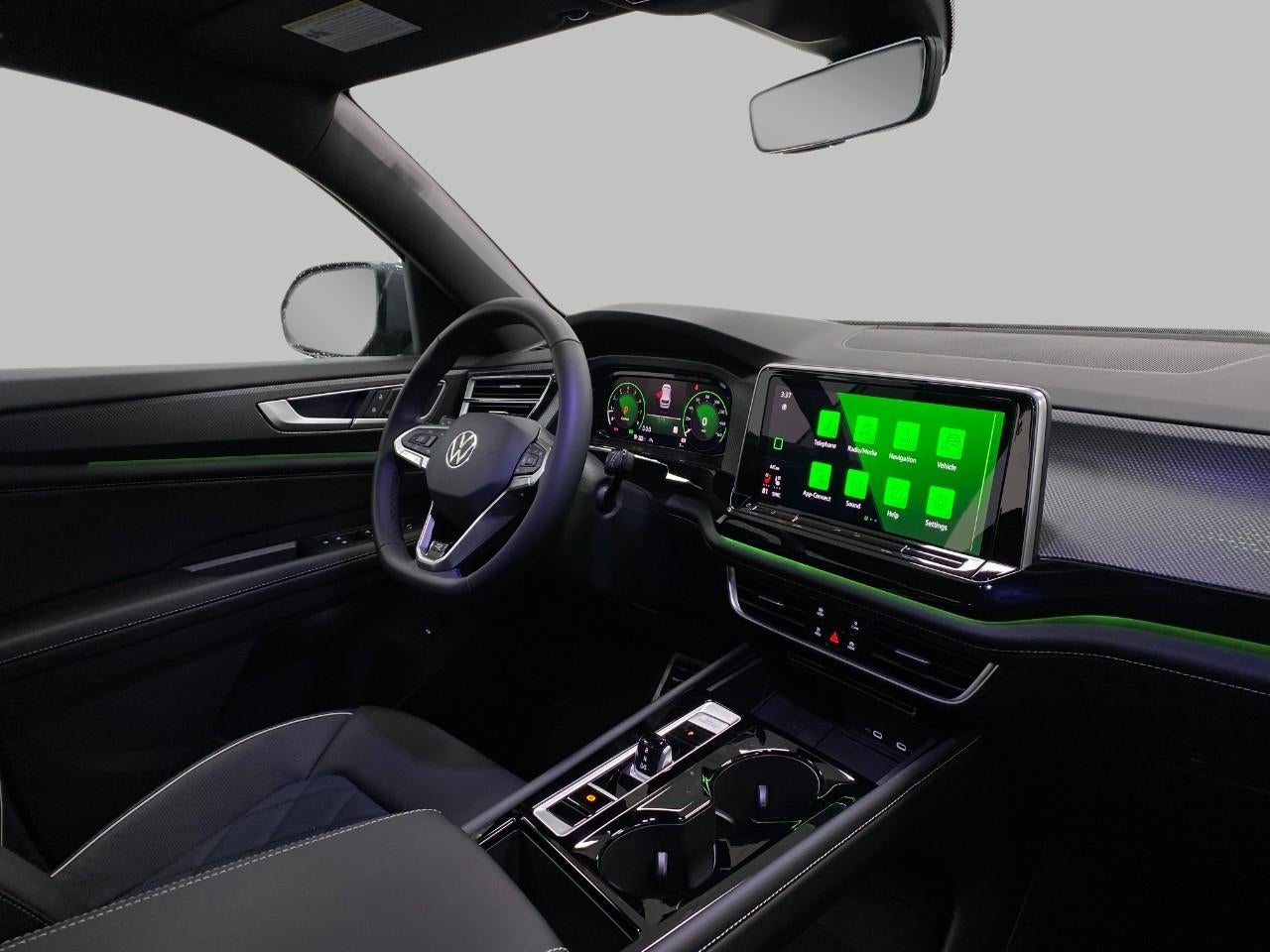 2026 Volkswagen Atlas Cross Sport 2.0T SEL Premium R-Line 4MOTION