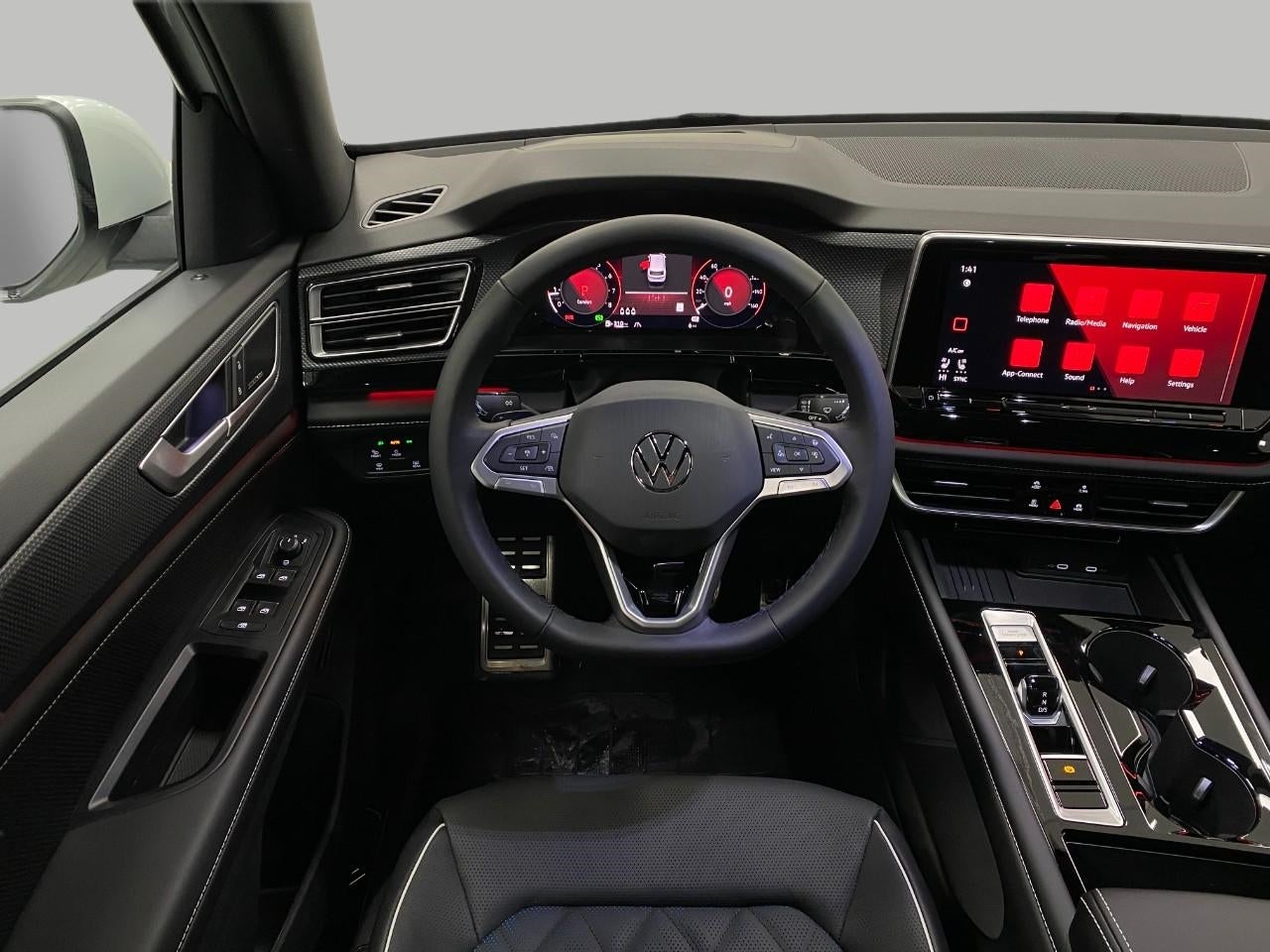 2026 Volkswagen Atlas Cross Sport 2.0T SEL Premium R-Line 4MOTION