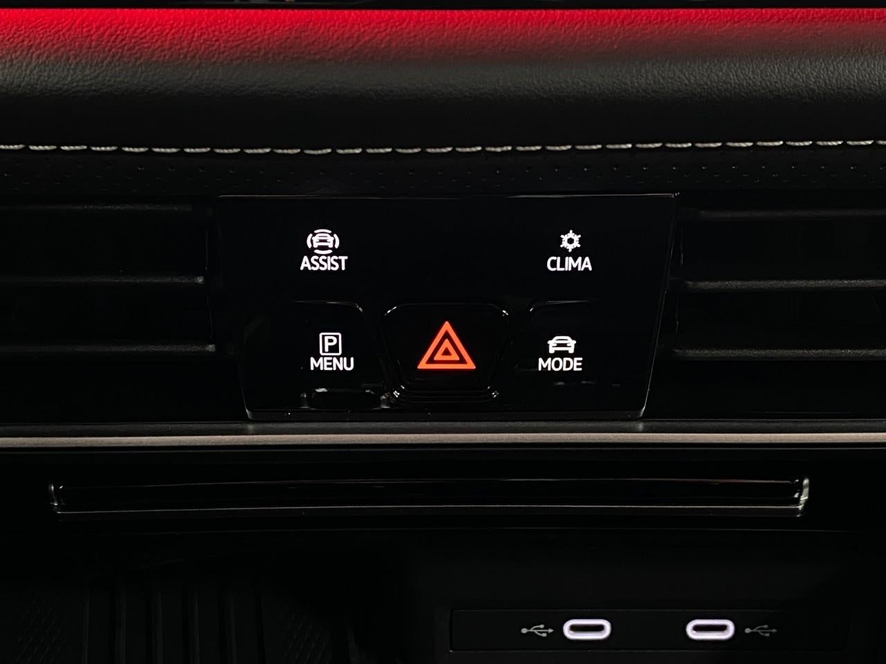 2026 Volkswagen Atlas Cross Sport 2.0T SEL Premium R-Line 4MOTION