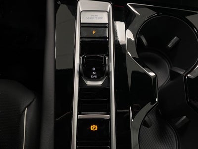 2026 Volkswagen Atlas Cross Sport 2.0T SEL Premium R-Line 4MOTION