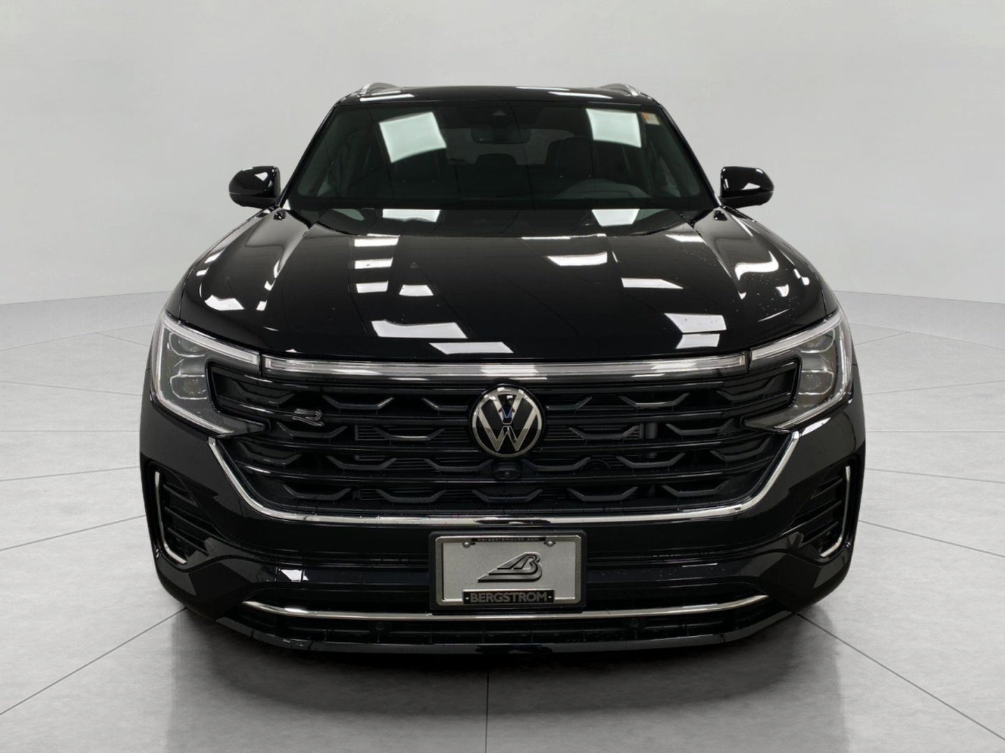 2026 Volkswagen Atlas Cross Sport 2.0T SEL Premium R-Line 4MOTION