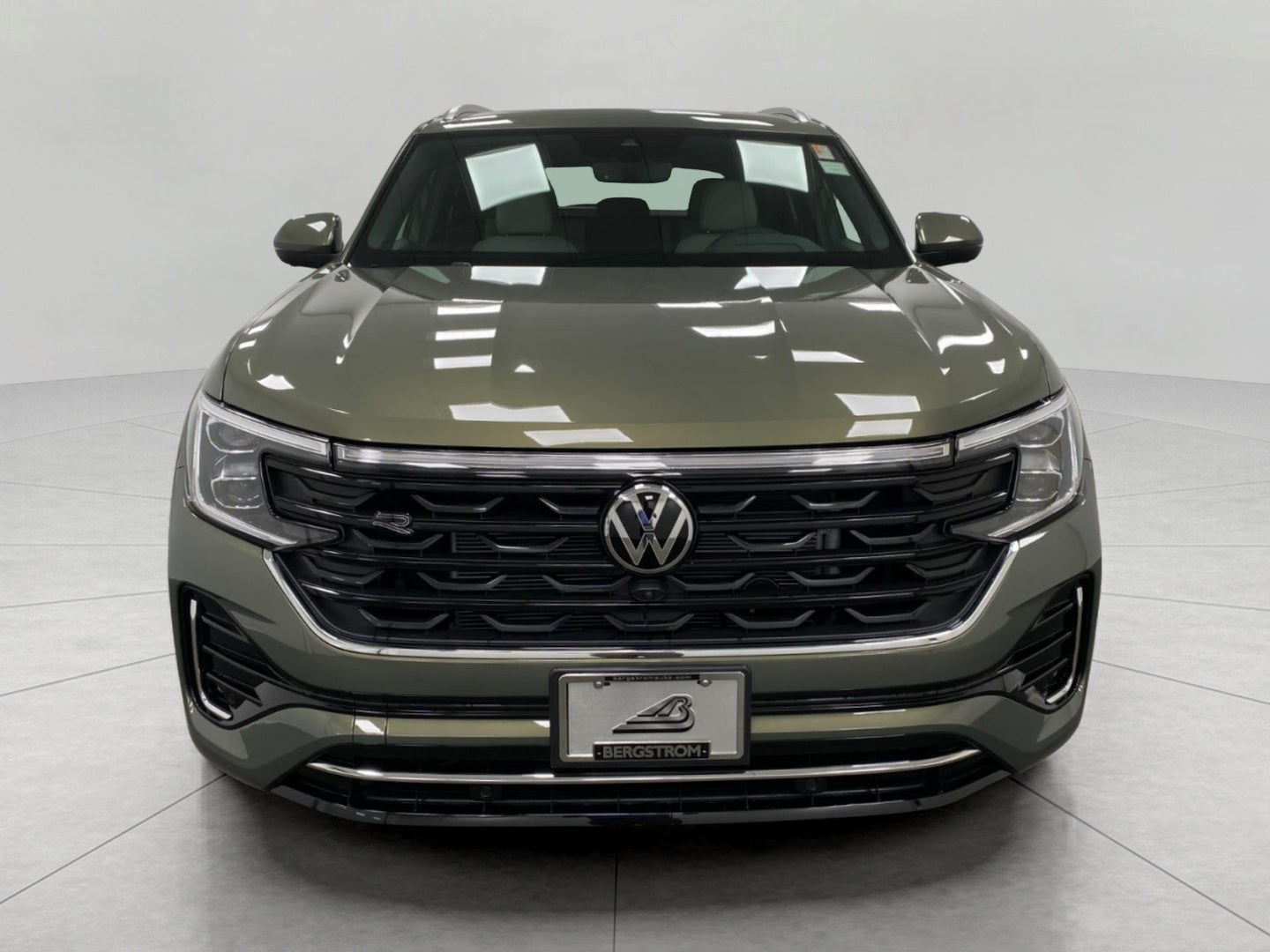 2026 Volkswagen Atlas Cross Sport 2.0T SEL Premium R-Line 4MOTION