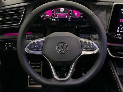 2026 Volkswagen Atlas Cross Sport 2.0T SEL Premium R-Line 4MOTION