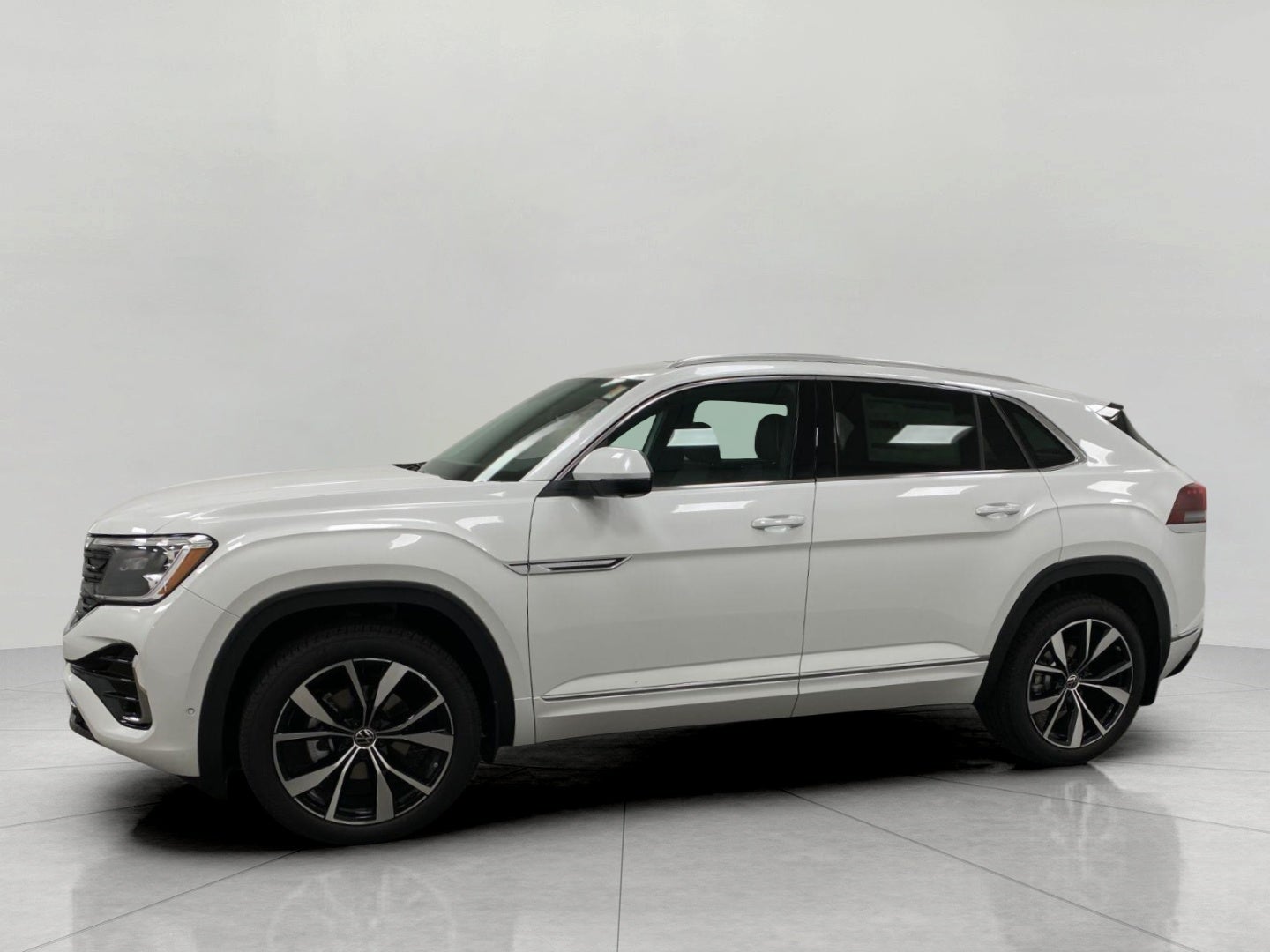 2026 Volkswagen Atlas Cross Sport 2.0T SEL Premium R-Line 4MOTION