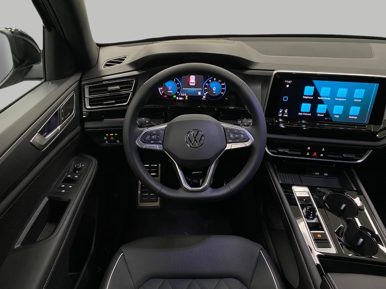 2026 Volkswagen Atlas Cross Sport 2.0T SEL Premium R-Line 4MOTION