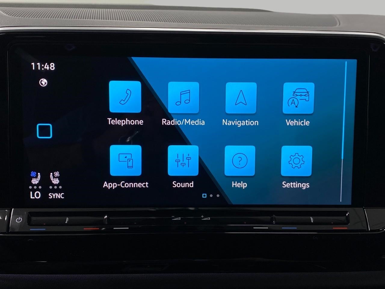 2026 Volkswagen Atlas Cross Sport 2.0T SEL Premium R-Line 4MOTION