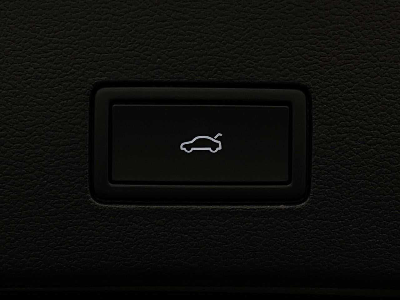 2026 Volkswagen Atlas Cross Sport 2.0T SEL Premium R-Line 4MOTION