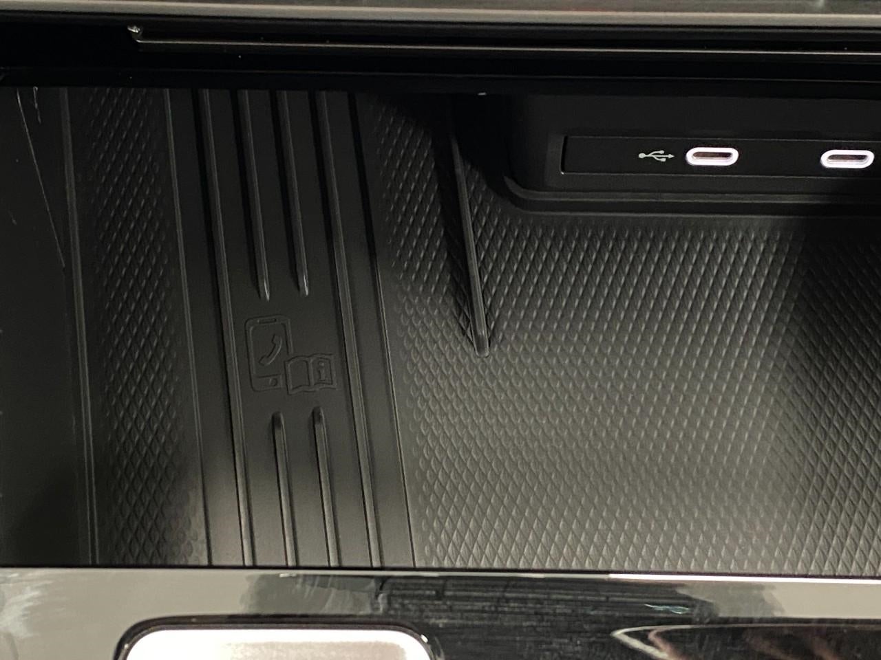 2026 Volkswagen Atlas Cross Sport 2.0T SEL Premium R-Line 4MOTION