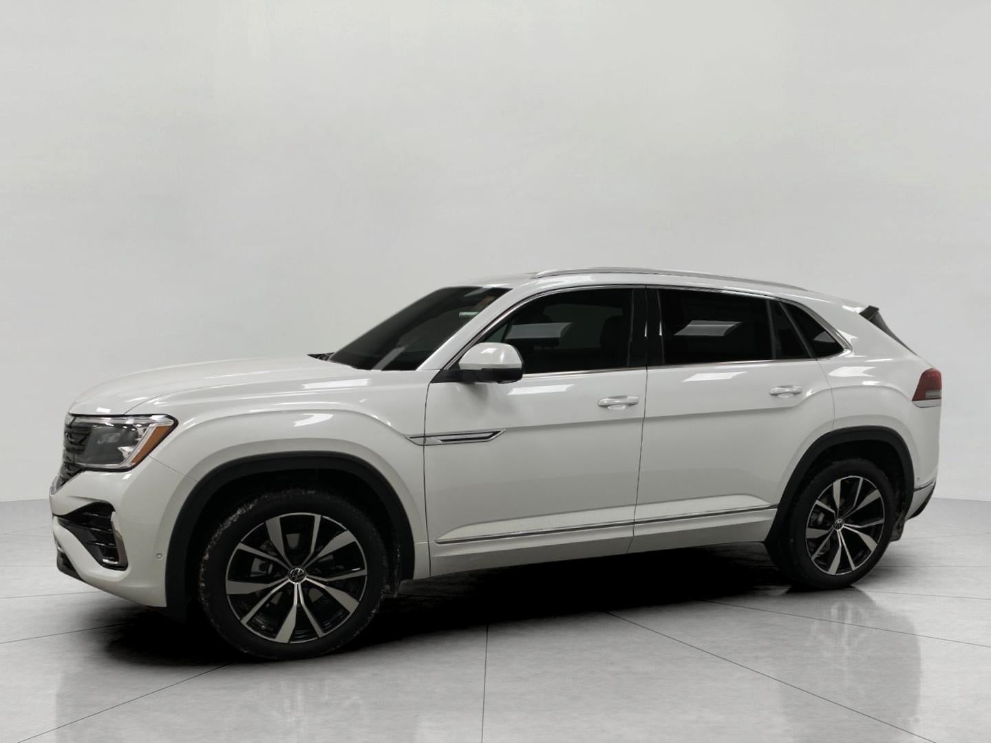 2026 Volkswagen Atlas Cross Sport 2.0T SEL Premium R-Line 4MOTION