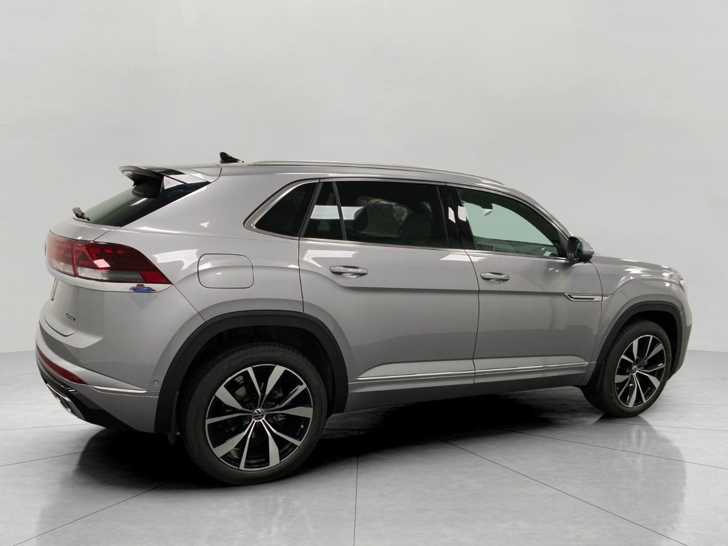 2026 Volkswagen Atlas Cross Sport 2.0T SEL Premium R-Line 4MOTION