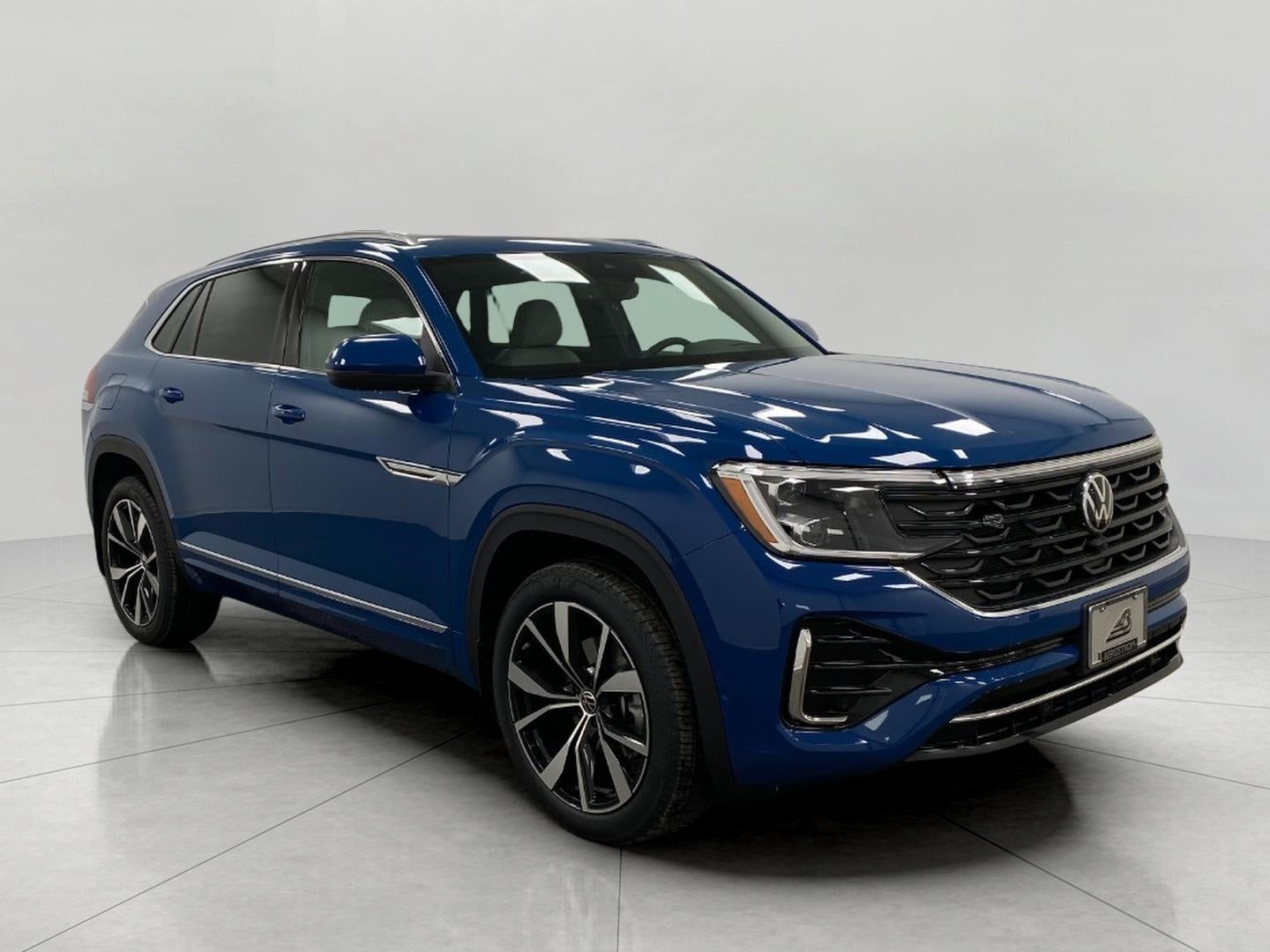 2026 Volkswagen Atlas Cross Sport 2.0T SEL Premium R-Line 4MOTION
