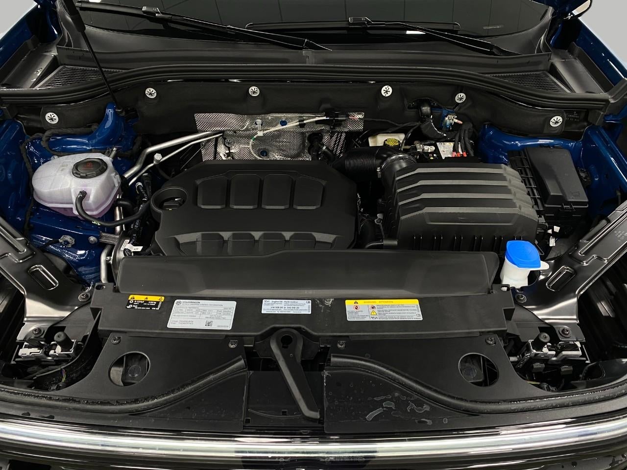 2026 Volkswagen Atlas Cross Sport 2.0T SEL Premium R-Line 4MOTION