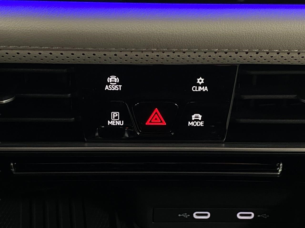 2026 Volkswagen Atlas Cross Sport 2.0T SEL Premium R-Line 4MOTION