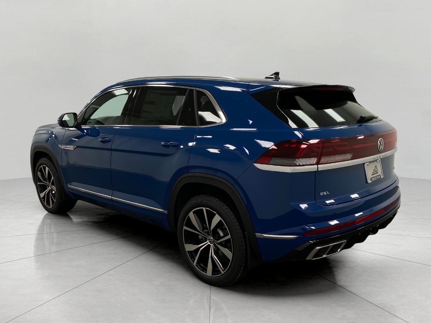 2026 Volkswagen Atlas Cross Sport 2.0T SEL Premium R-Line 4MOTION