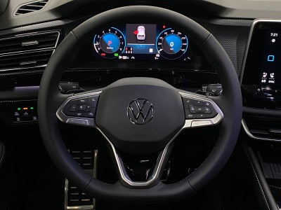 2026 Volkswagen Atlas Cross Sport 2.0T SEL Premium R-Line 4MOTION