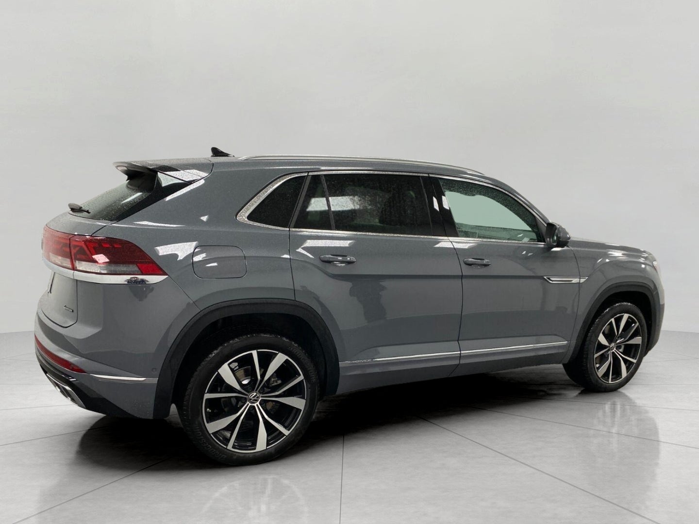 2026 Volkswagen Atlas Cross Sport 2.0T SEL Premium R-Line 4MOTION