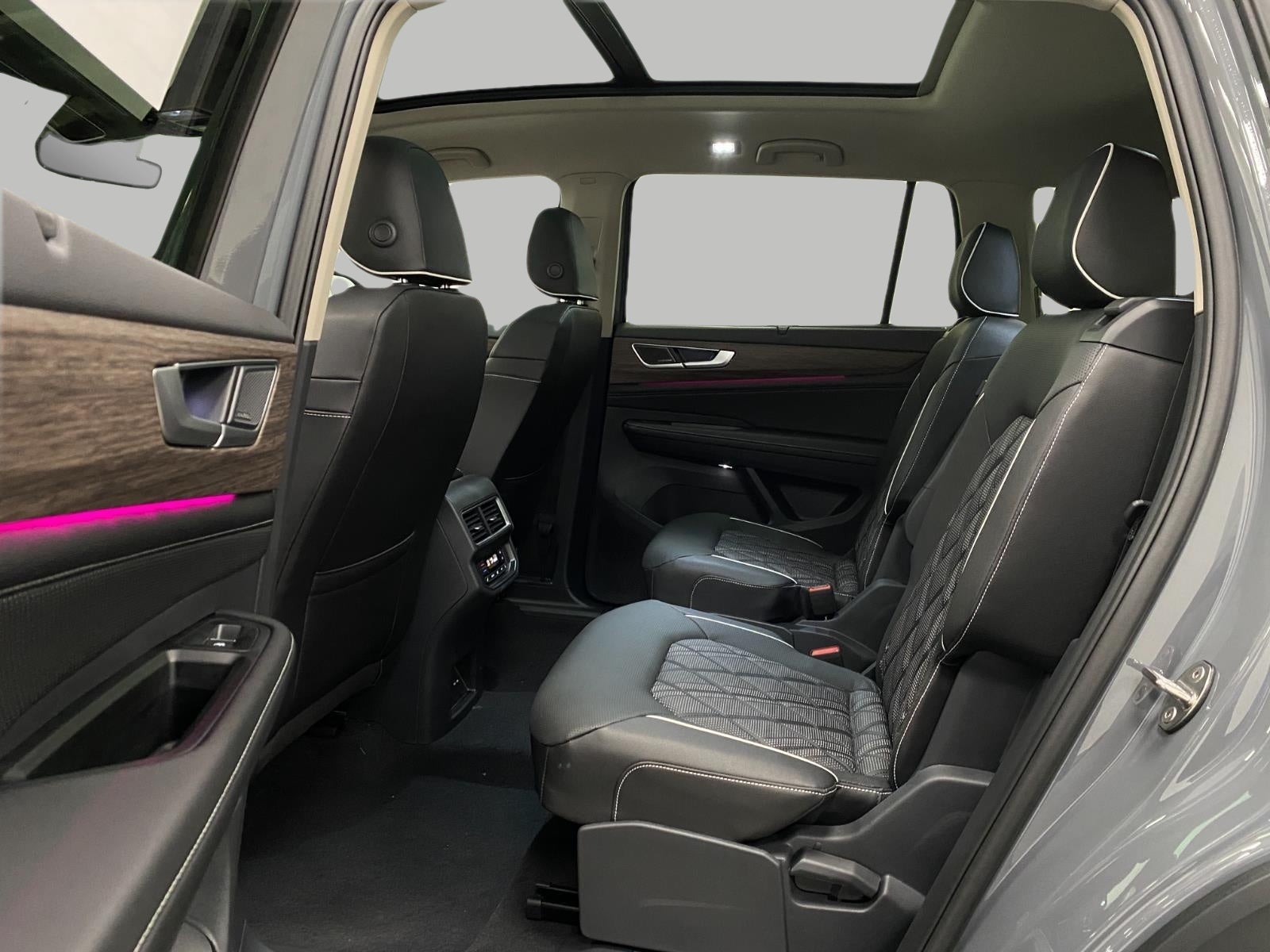 2026 Volkswagen Atlas 2.0T SEL Premium R-Line 4MOTION