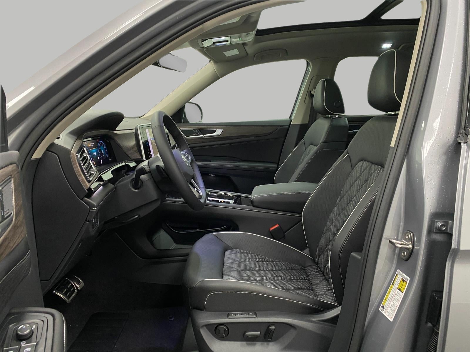 2026 Volkswagen Atlas 2.0T SEL Premium R-Line 4MOTION