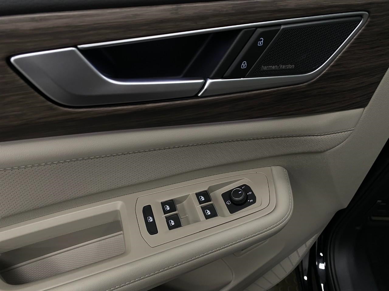 2026 Volkswagen Atlas 2.0T SEL Premium R-Line 4MOTION