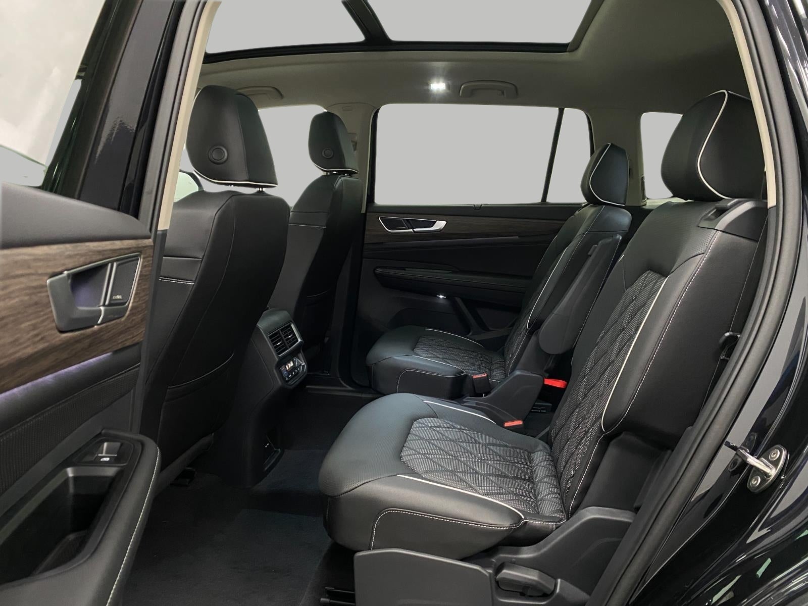 2026 Volkswagen Atlas 2.0T SEL Premium R-Line 4MOTION