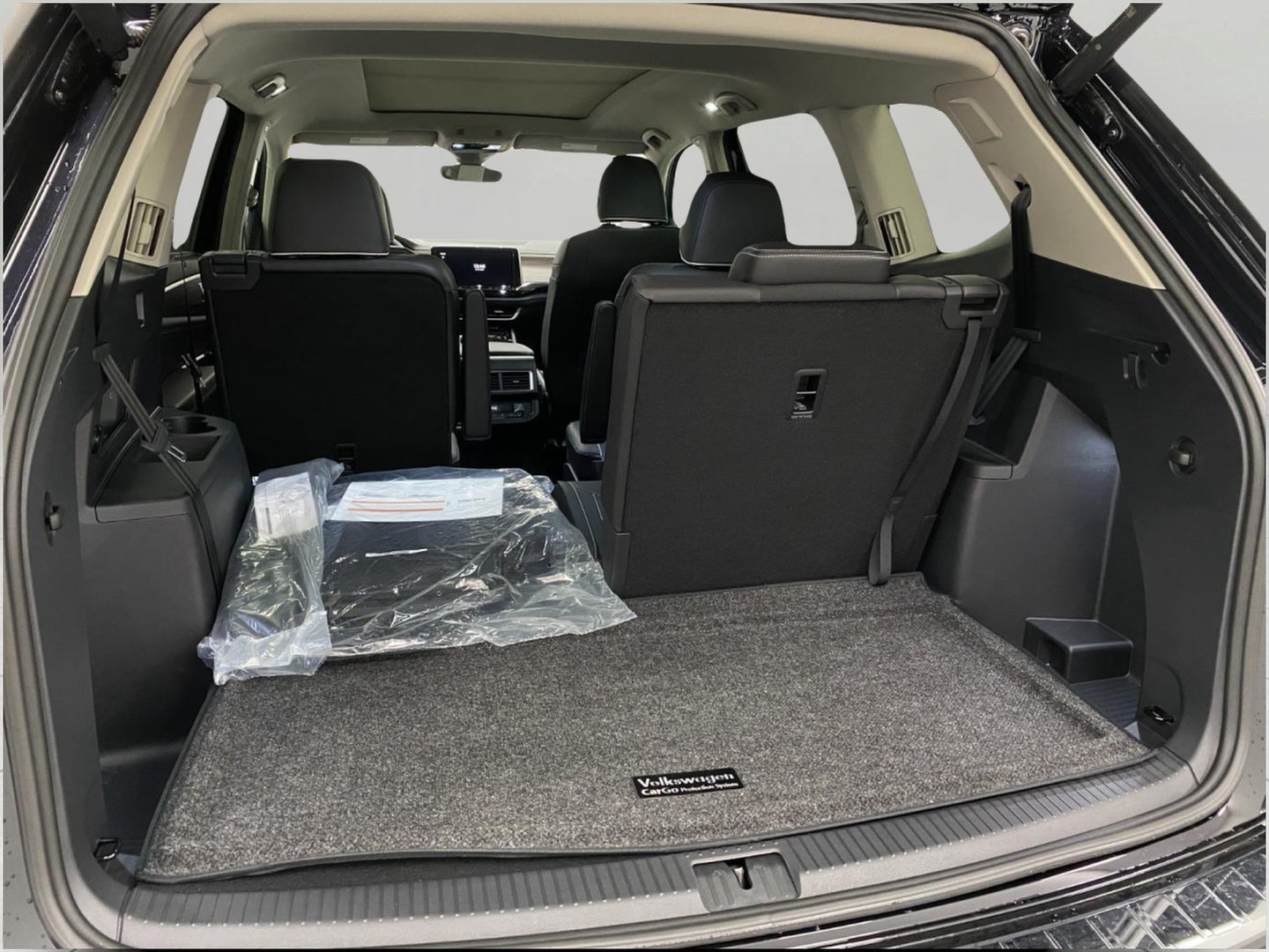 2026 Volkswagen Atlas 2.0T SEL Premium R-Line 4MOTION