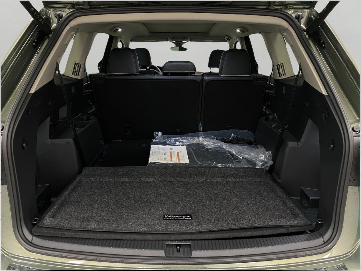 2026 Volkswagen Atlas 2.0T SEL Premium R-Line 4MOTION