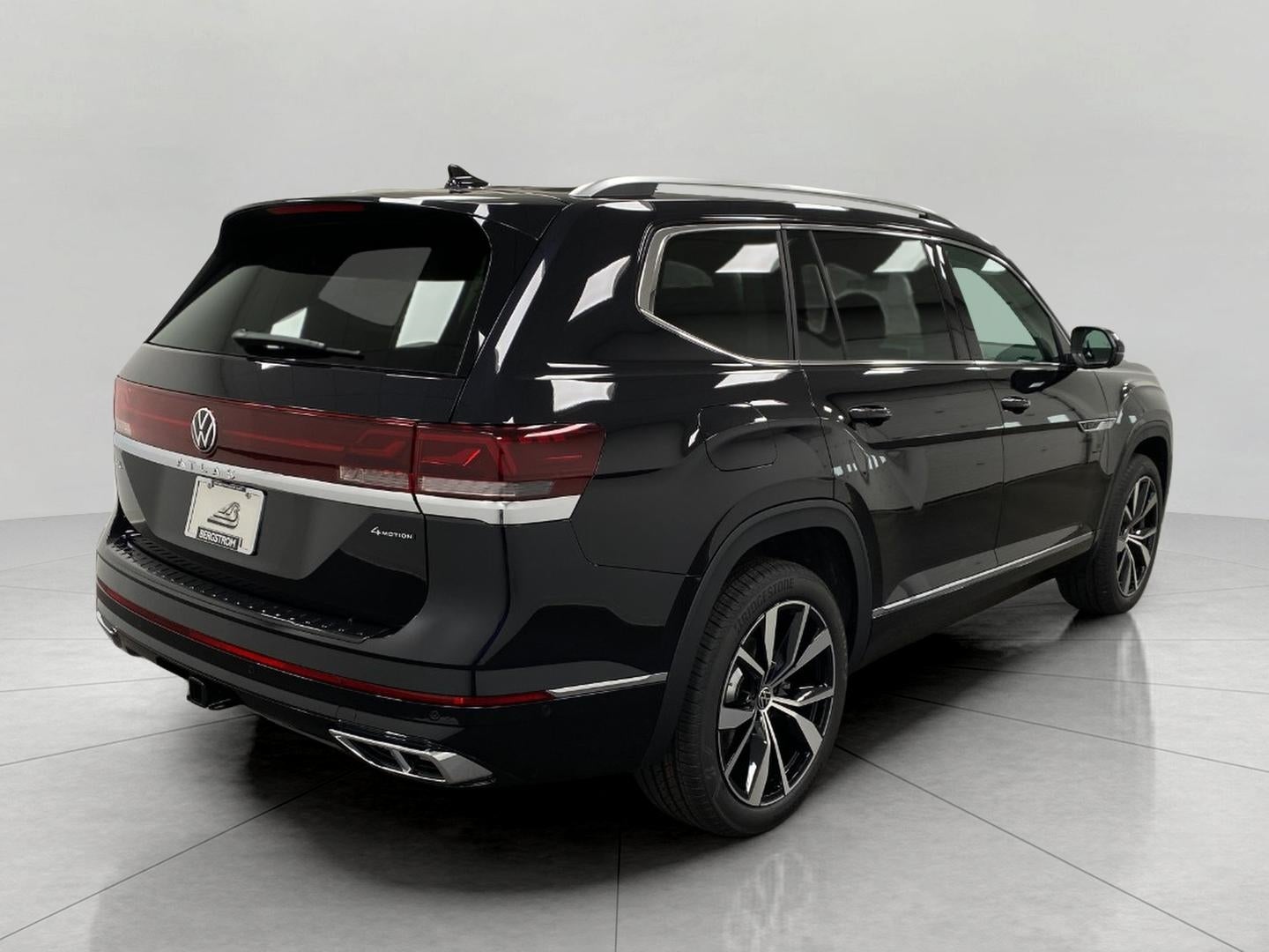 2026 Volkswagen Atlas 2.0T SEL Premium R-Line 4MOTION