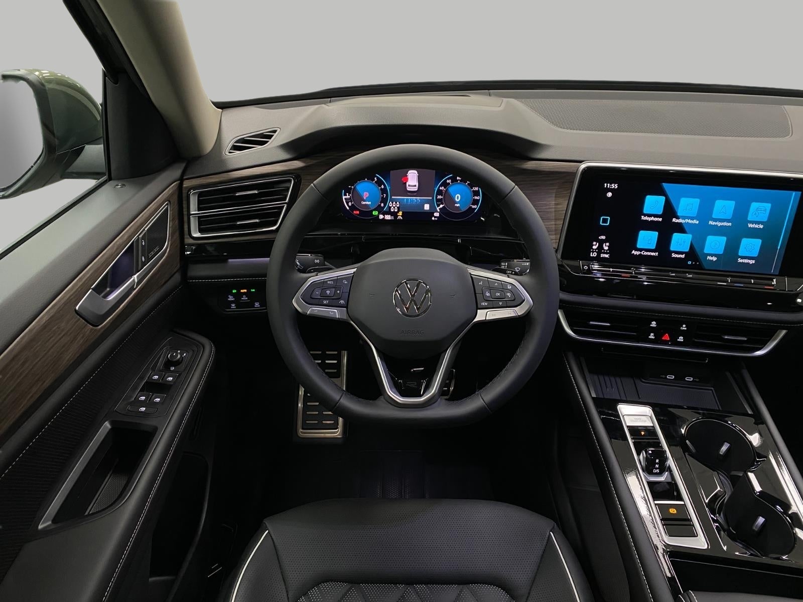 2026 Volkswagen Atlas 2.0T SEL Premium R-Line 4MOTION