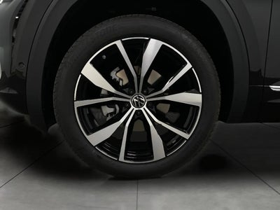 2026 Volkswagen Atlas 2.0T SEL Premium R-Line 4MOTION