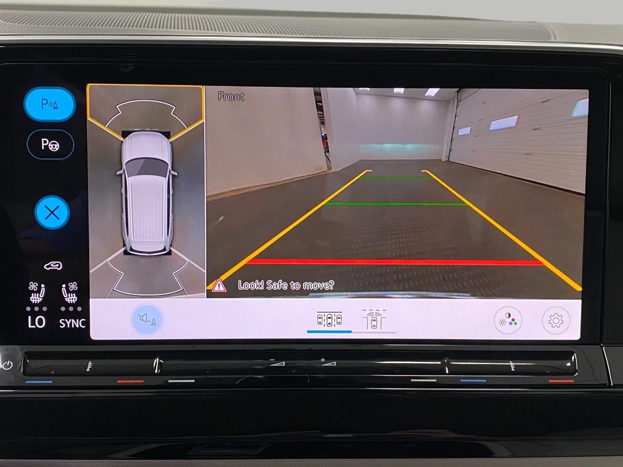 2026 Volkswagen Atlas 2.0T SEL Premium R-Line 4MOTION