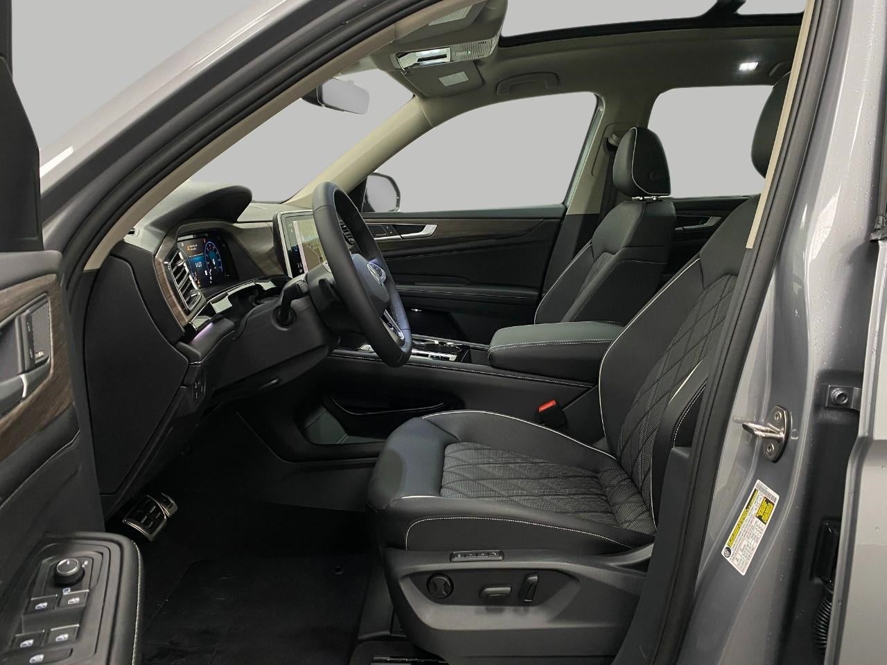 2026 Volkswagen Atlas 2.0T SEL Premium R-Line 4MOTION