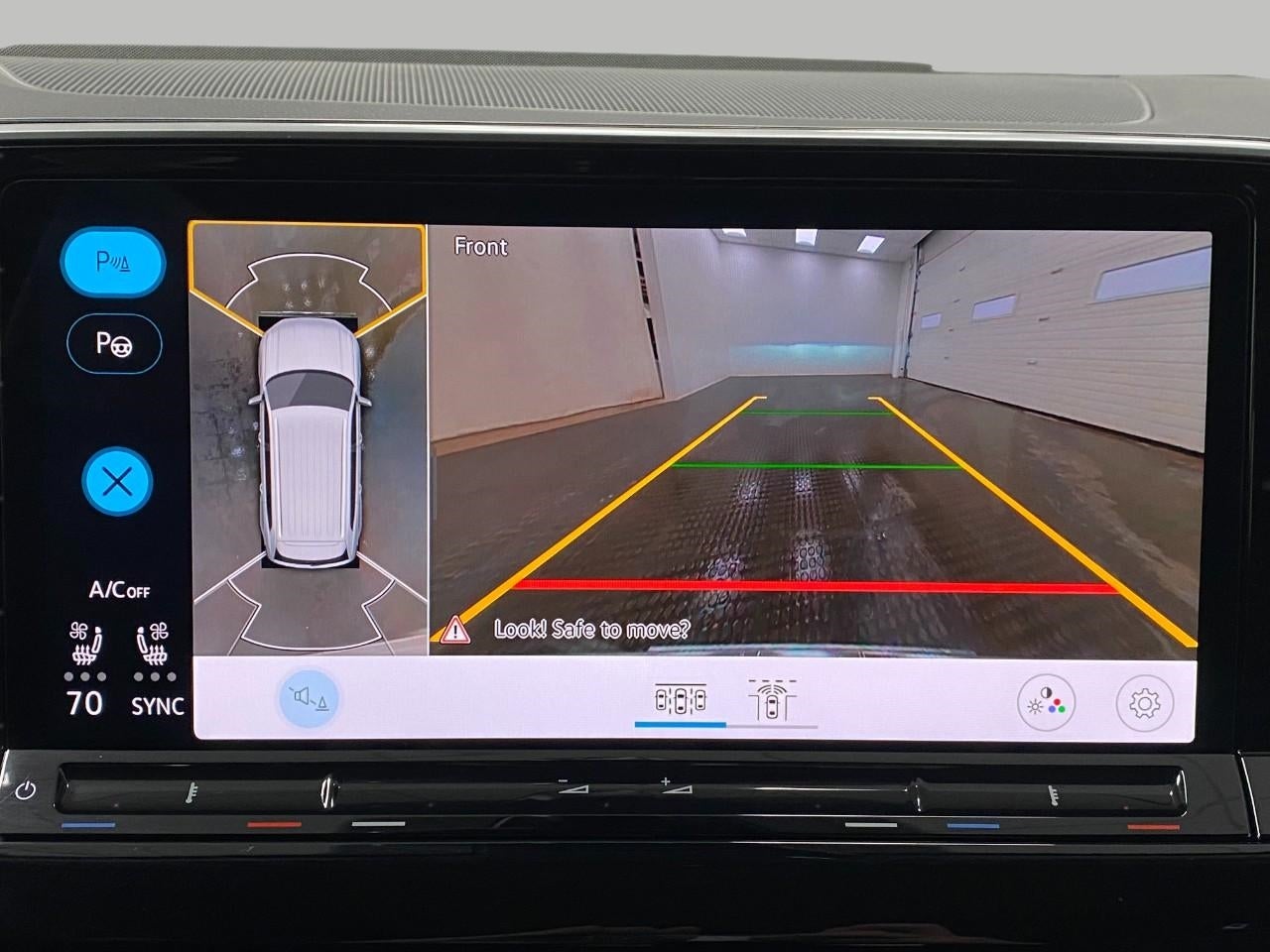 2026 Volkswagen Atlas 2.0T SEL Premium R-Line 4MOTION