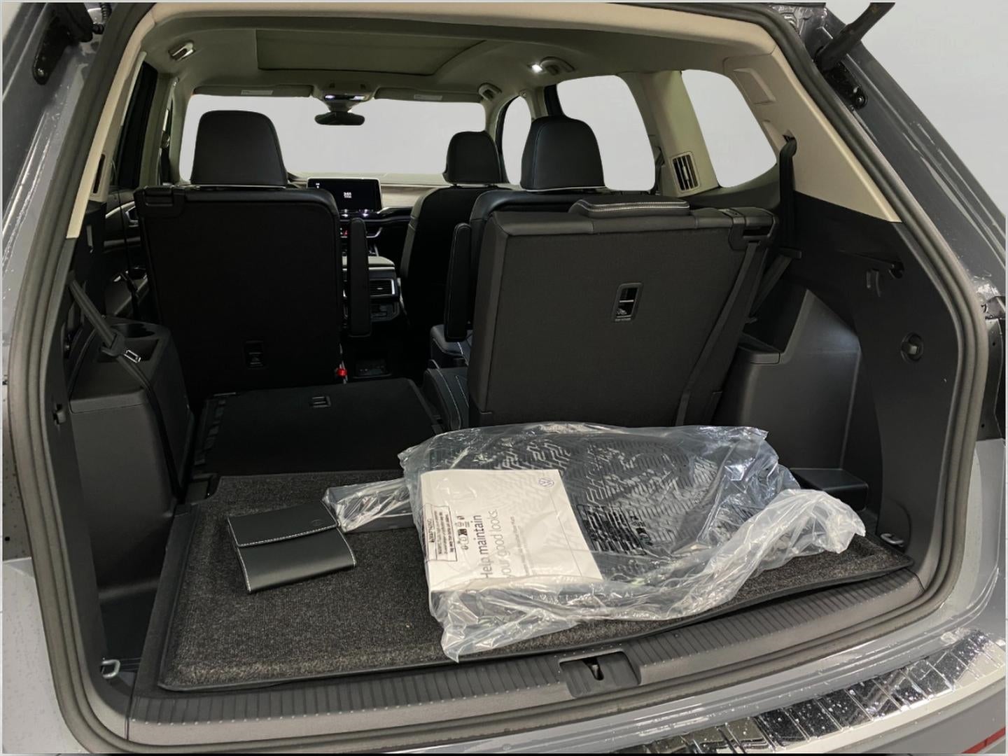 2026 Volkswagen Atlas 2.0T SEL Premium R-Line 4MOTION