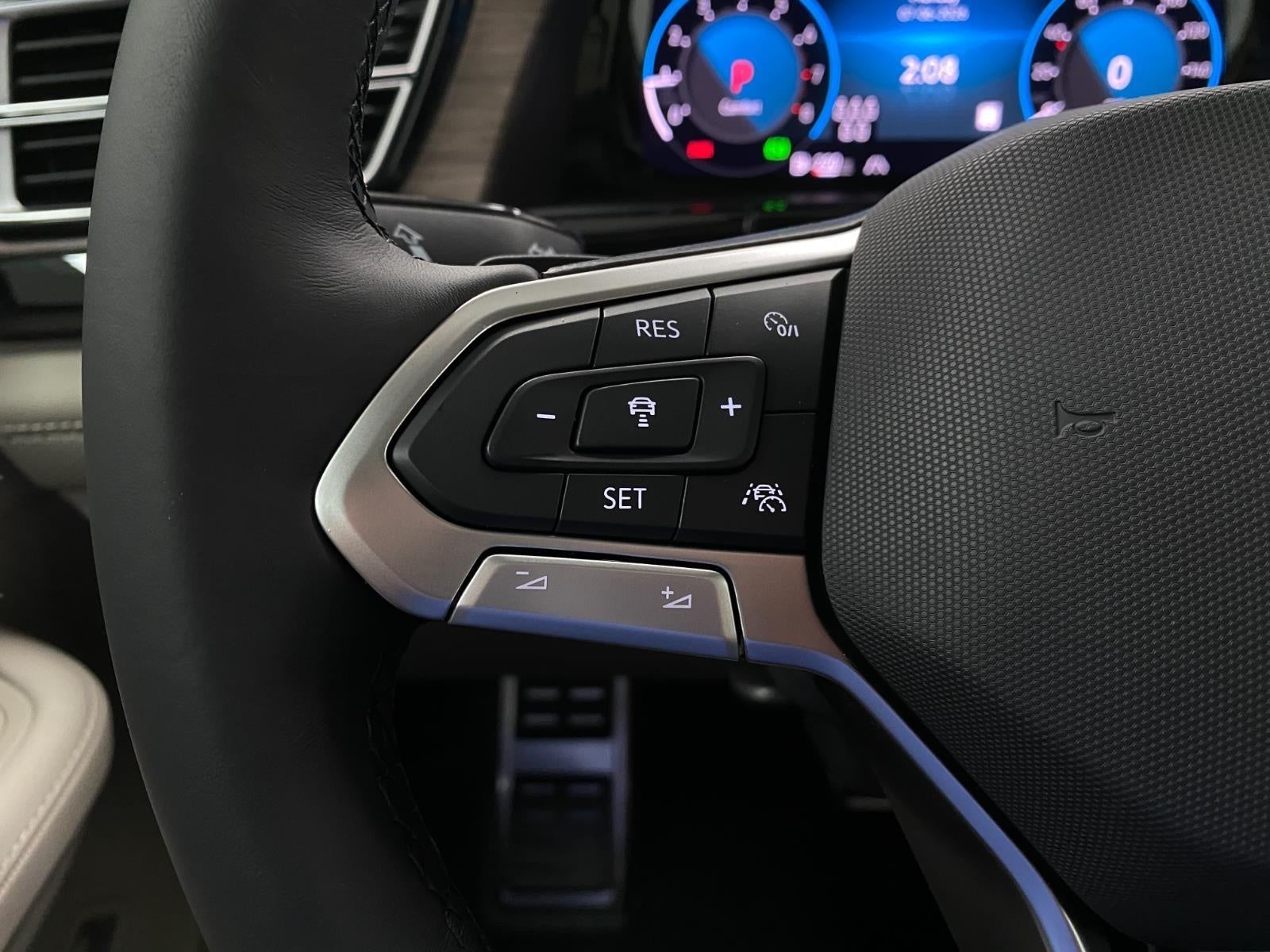 2026 Volkswagen Atlas 2.0T SEL Premium R-Line 4MOTION