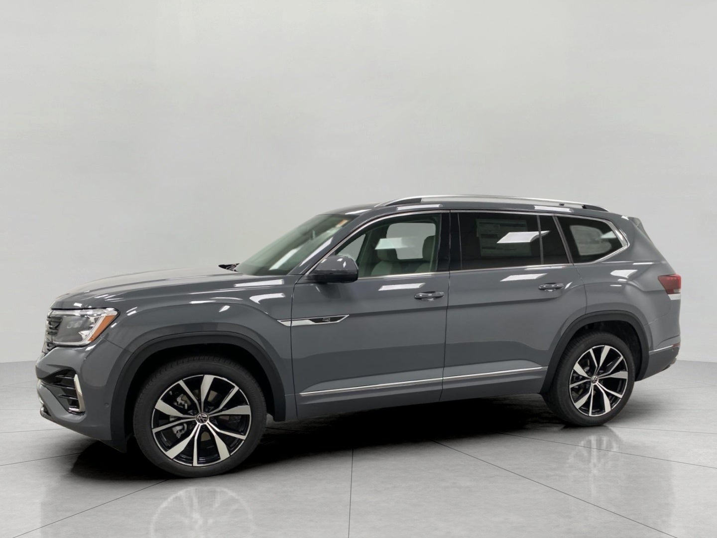 2026 Volkswagen Atlas 2.0T SEL Premium R-Line 4MOTION