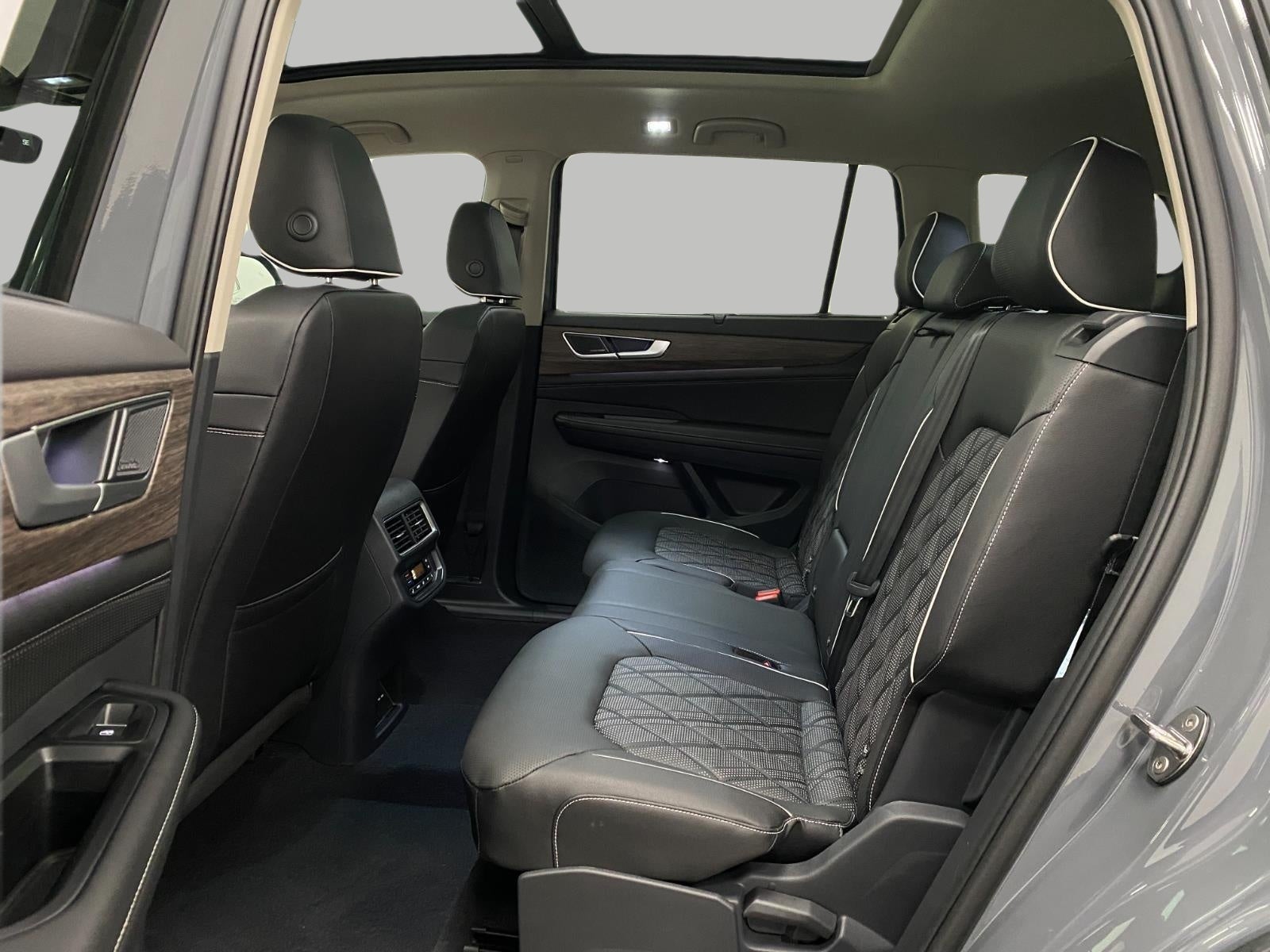 2026 Volkswagen Atlas 2.0T SEL Premium R-Line 4MOTION