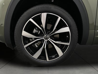 2026 Volkswagen Atlas 2.0T SEL Premium R-Line 4MOTION
