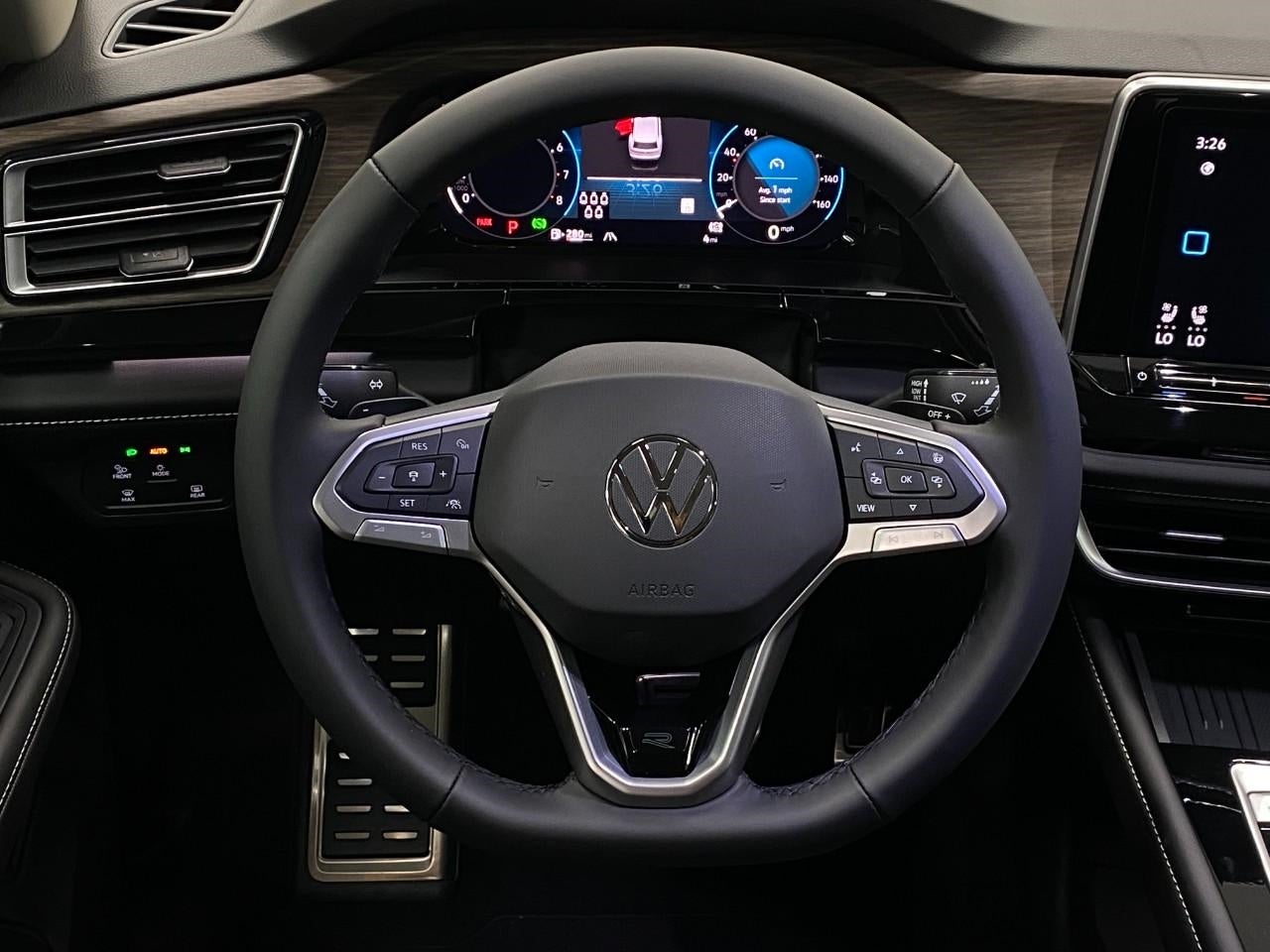 2026 Volkswagen Atlas 2.0T SEL Premium R-Line 4MOTION