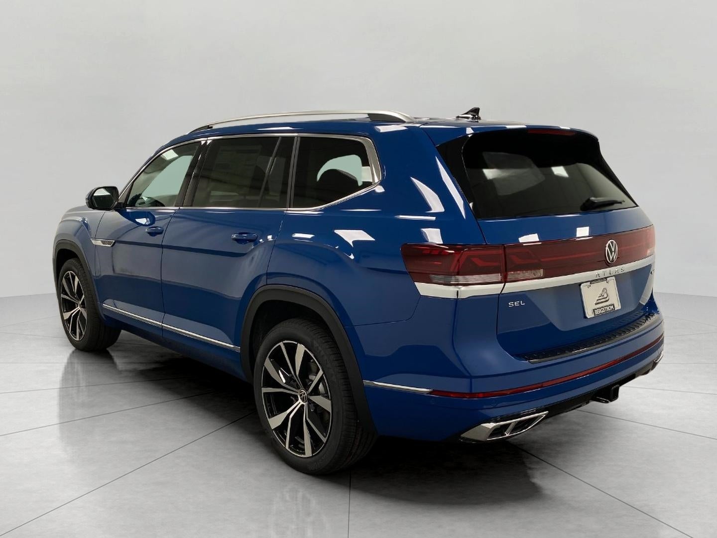 2026 Volkswagen Atlas 2.0T SEL Premium R-Line 4MOTION