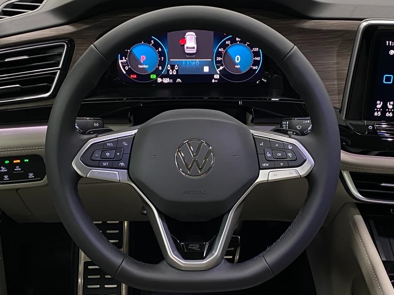 2026 Volkswagen Atlas 2.0T SEL Premium R-Line 4MOTION