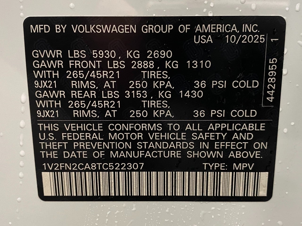 2026 Volkswagen Atlas 2.0T SEL Premium R-Line 4MOTION