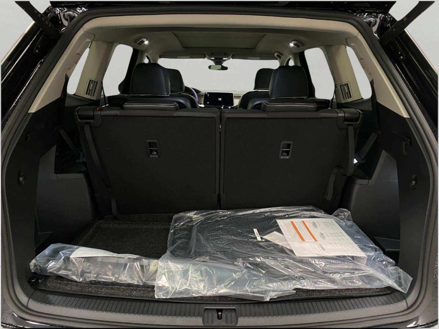 2026 Volkswagen Atlas 2.0T SEL Premium R-Line 4MOTION