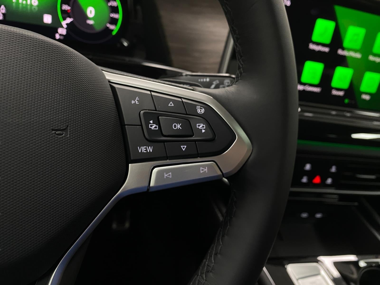 2026 Volkswagen Atlas 2.0T SEL Premium R-Line 4MOTION