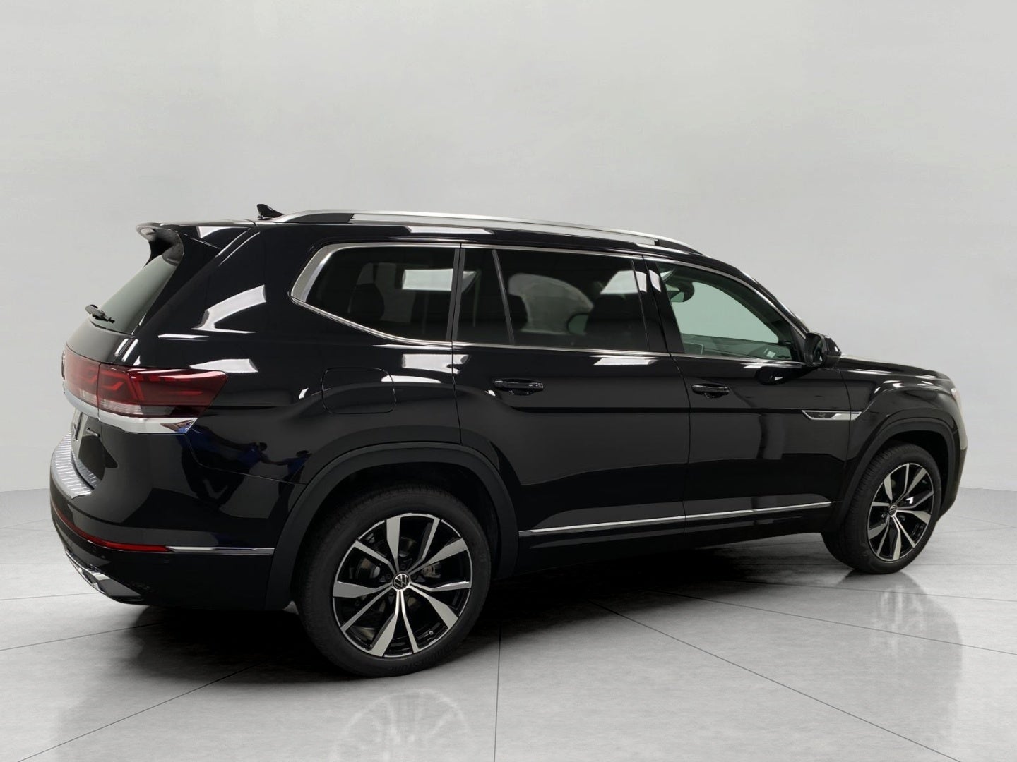 2026 Volkswagen Atlas 2.0T SEL Premium R-Line 4MOTION