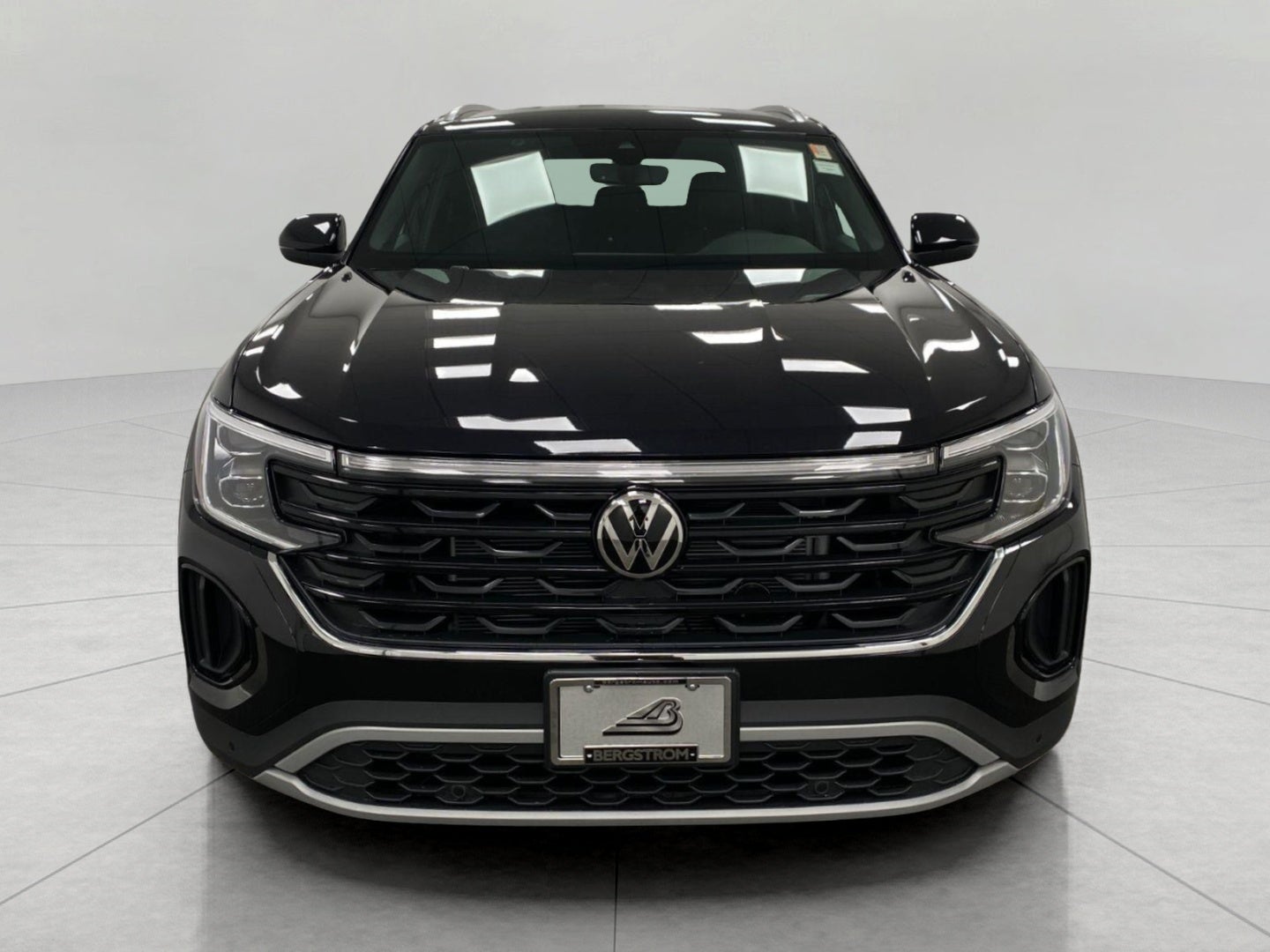 2026 Volkswagen Atlas Cross Sport 2.0T SE w/Technology 4MOTION