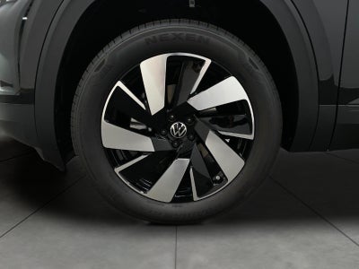 2026 Volkswagen Atlas Cross Sport 2.0T SE w/Technology 4MOTION