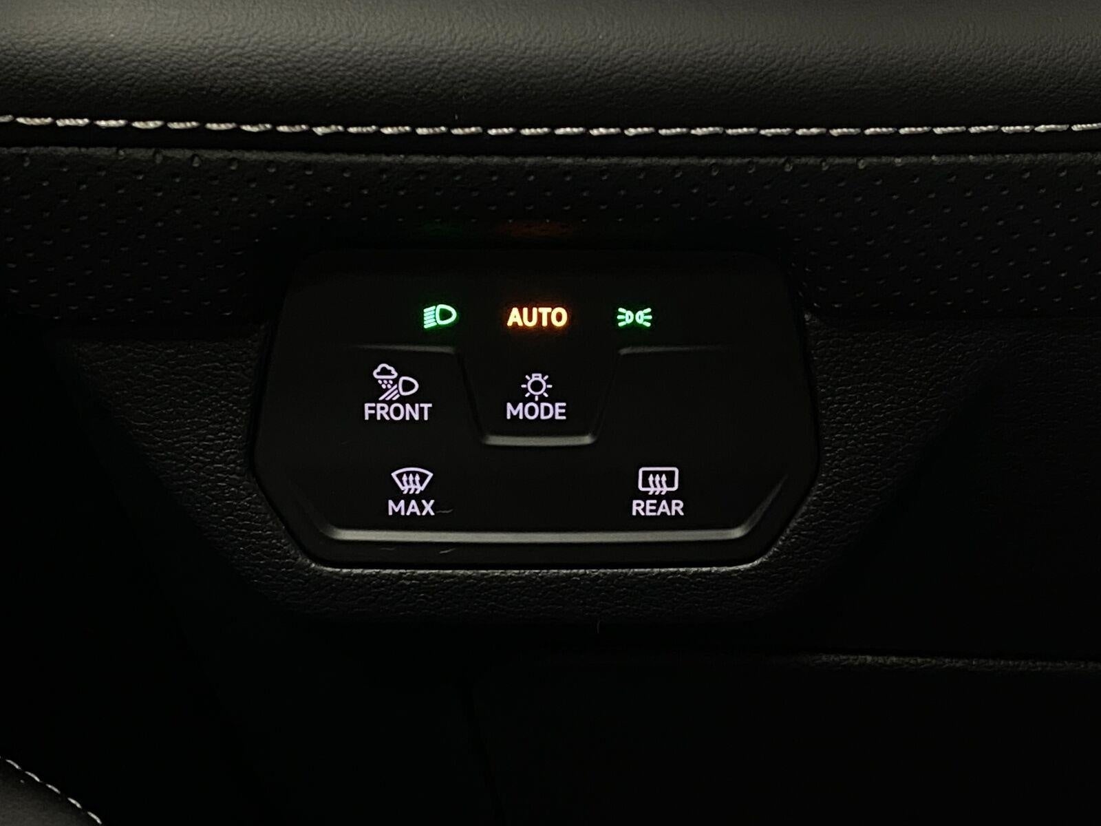 2026 Volkswagen Atlas Cross Sport 2.0T SE w/Technology 4MOTION